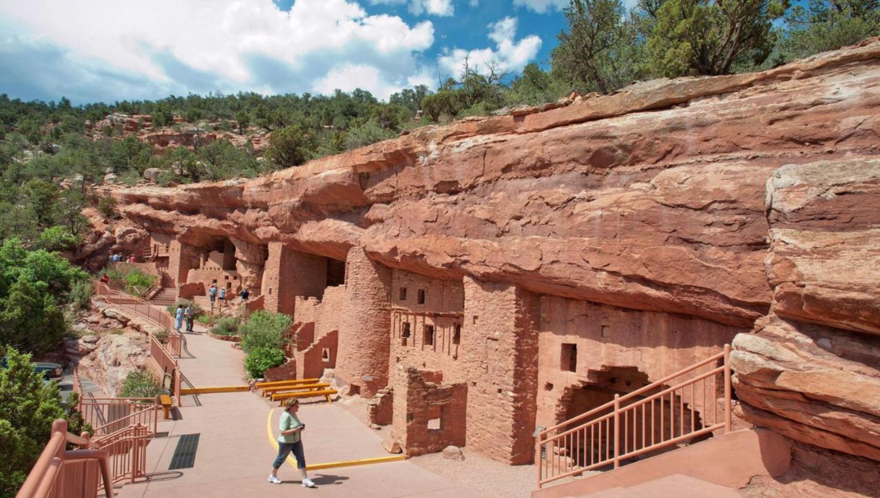 Magnuson Hotel Manitou Springs Exterior photo